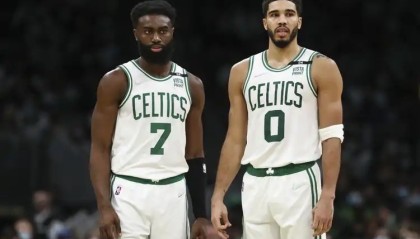 壹号娱乐官网- 凯尔特人豪取十六连胜，塔图姆领跑MVP排行榜  