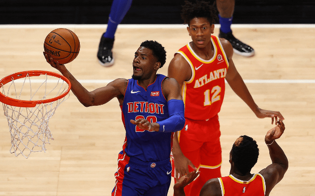  特雷杨助攻上双盘活全队，老鹰擒步行者获三连胜