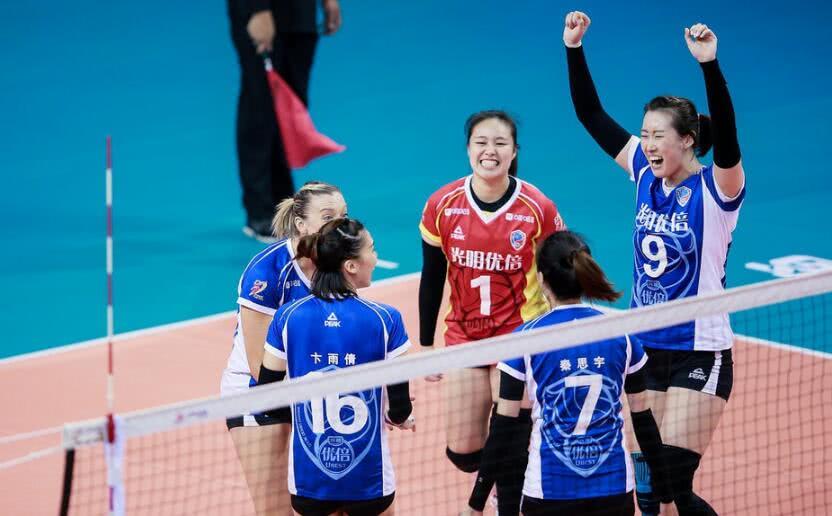  门兴格拉德巴赫进攻多点开花，主场轻取联赛中游队